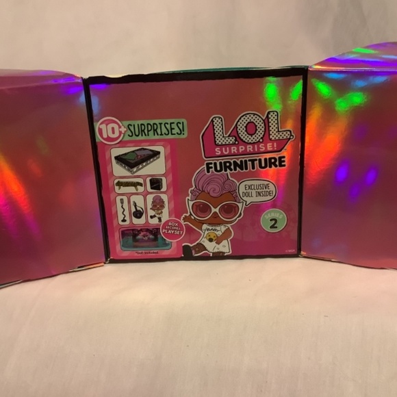 LOL Surprise Furniture Series 2 Grunge Grrl  Music Festival - Picture 10 of 11